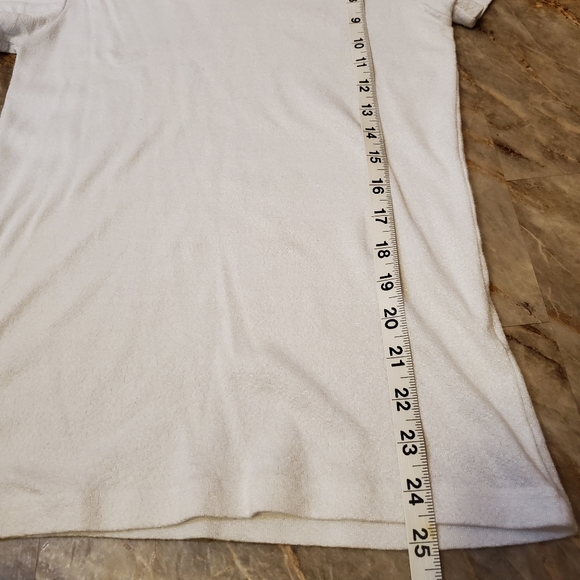 Michael Stars for Anthro EUC M/L stretchy fitted v-neck tee white - Picture 7 of 9